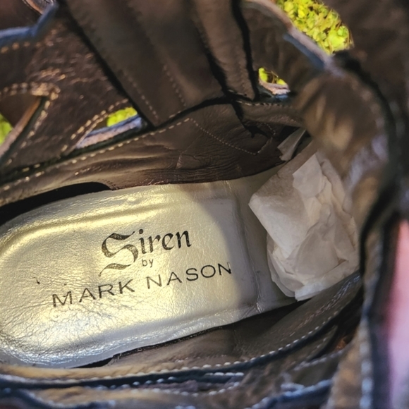 SIREN Mark Nason Chocolate Brown Ankle Cutouts 3"  Leather Luxury Heels Boots 8 - Picture 6 of 15